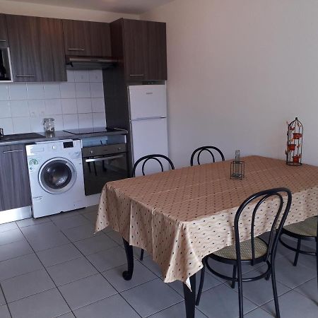 Bel Appartement En Residence Avec Parking Prive Arvert Экстерьер фото