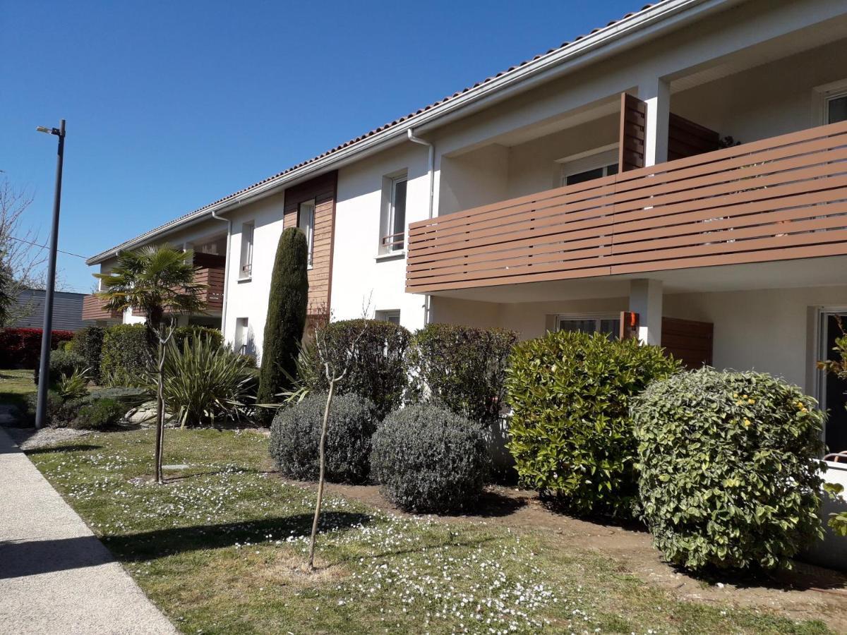 Bel Appartement En Residence Avec Parking Prive Arvert Экстерьер фото