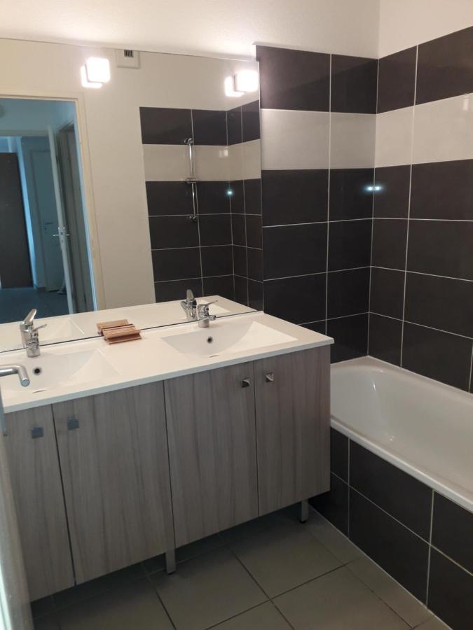 Bel Appartement En Residence Avec Parking Prive Arvert Экстерьер фото
